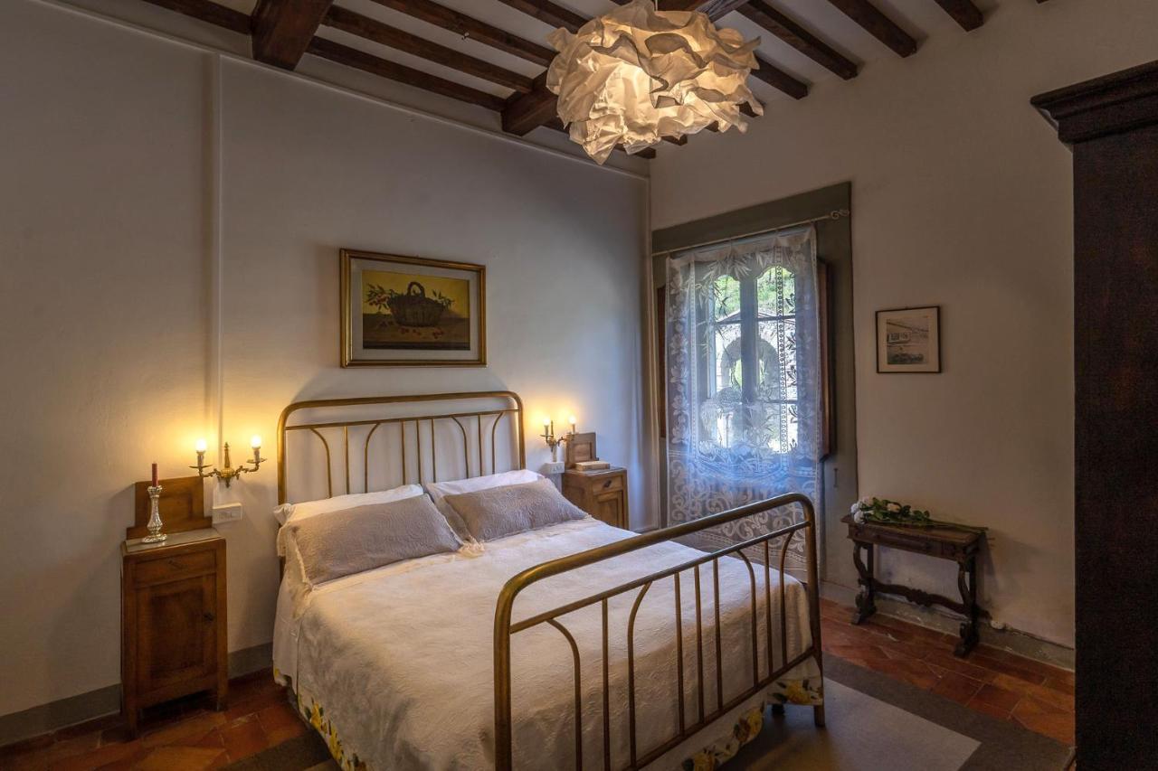 Alloggi In Villa Storica Pescia Eksteriør billede