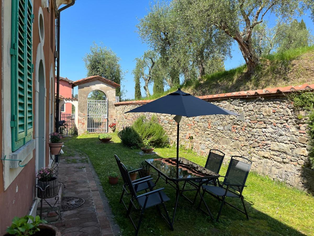 Alloggi In Villa Storica Pescia Eksteriør billede